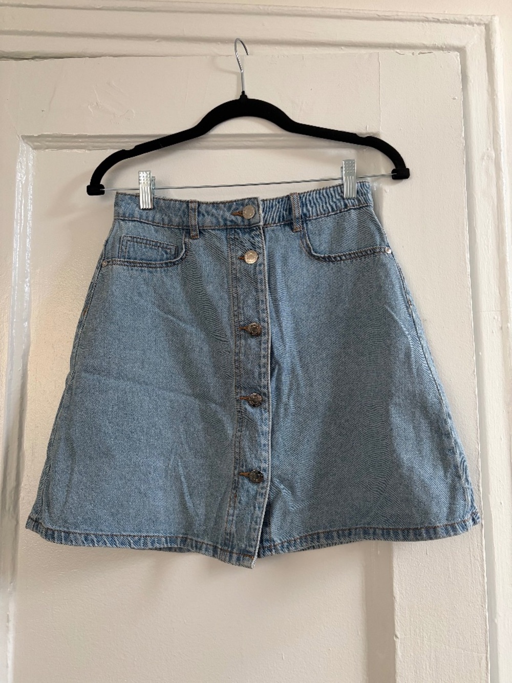 Button-down denim skirt